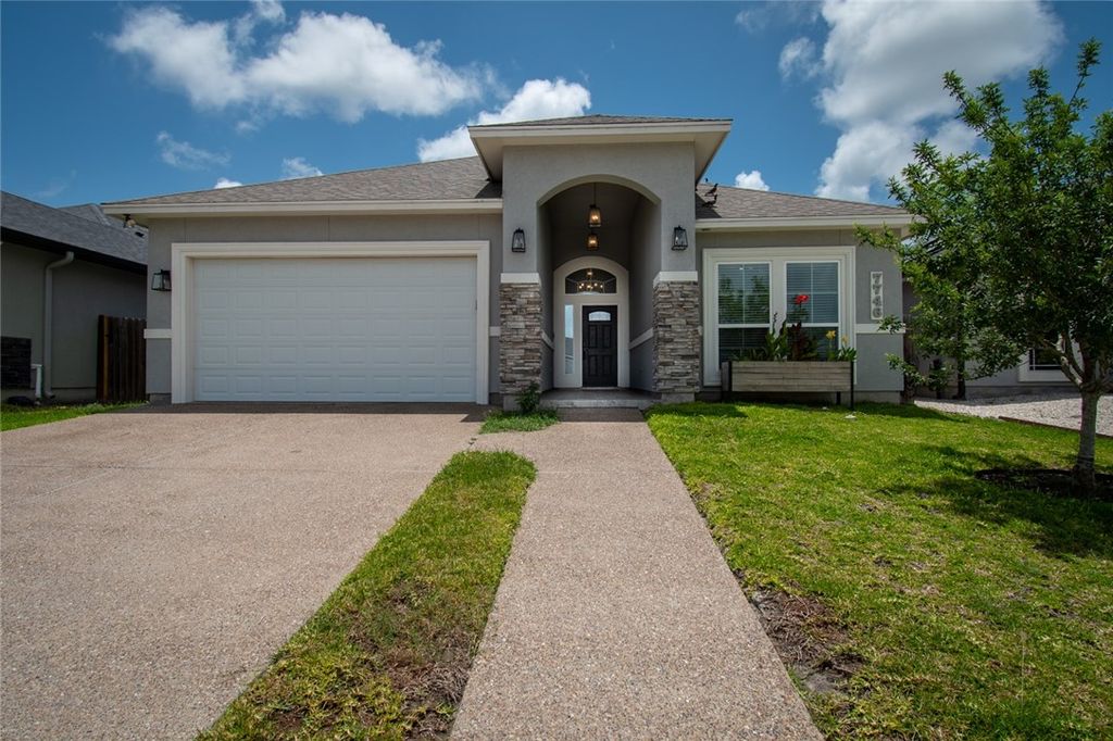 7746 Krypton Dr, Corpus Christi, TX 78414