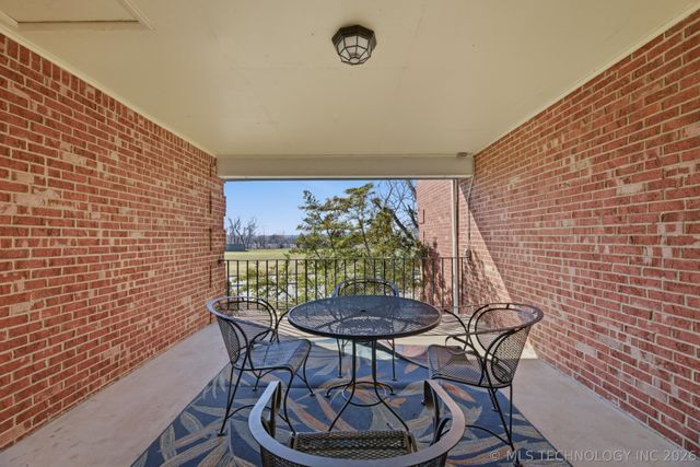 3701 Riverside Drive 6, Tulsa, OK 74105