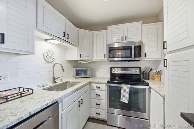 3701 Riverside Drive 6, Tulsa, OK 74105