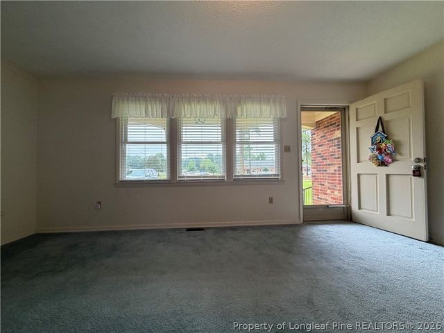 672 E Palmer Road, Raeford, NC 28376