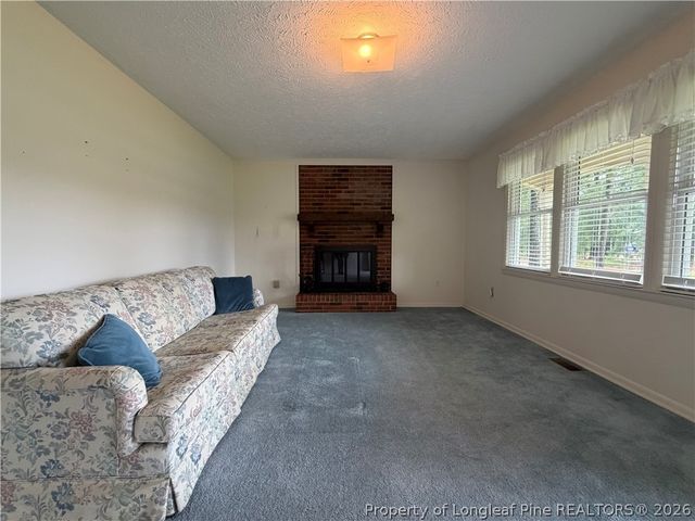 672 E Palmer Road, Raeford, NC 28376