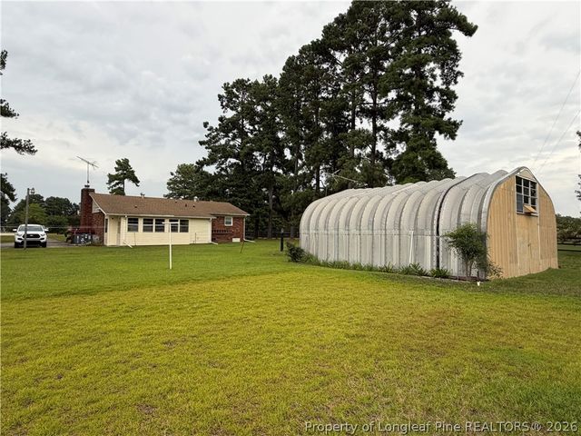 672 E Palmer Road, Raeford, NC 28376