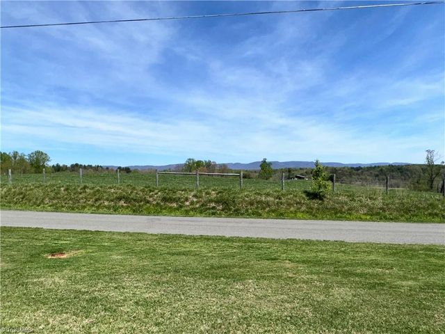 348 Fish Lake Road, Cana, VA 24317