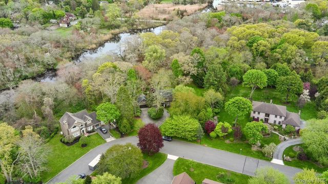 6 Prairie Lane, Brookhaven, NY 11719