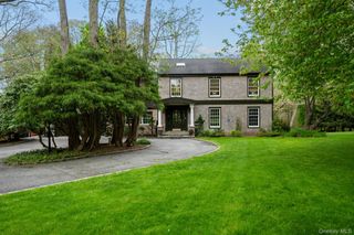 6 Prairie Lane, Brookhaven, NY 11719