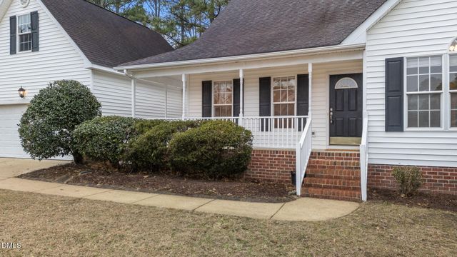 1325 Eagle Eye Court, Fuquay Varina, NC 27526