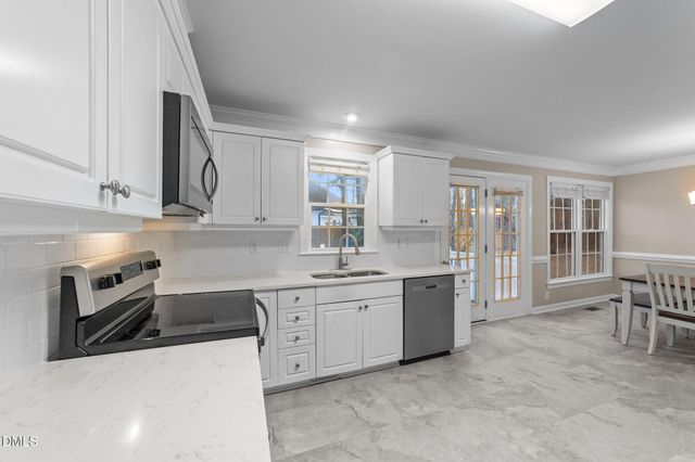 1325 Eagle Eye Court, Fuquay Varina, NC 27526