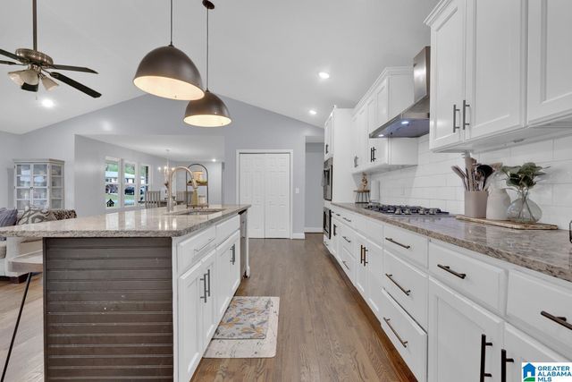 10 DOROTHY DRIVE, Springville, AL 35146