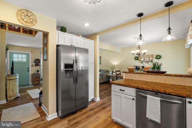 30 GARY DR, Hamilton, NJ 08690