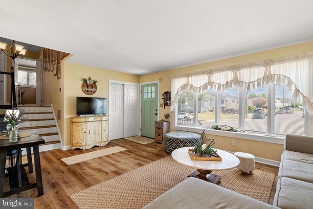 30 GARY DR, Hamilton, NJ 08690