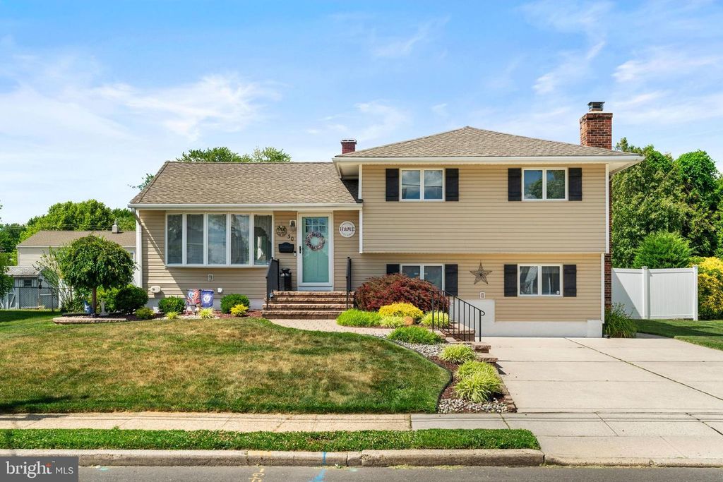 30 GARY DR, Hamilton, NJ 08690