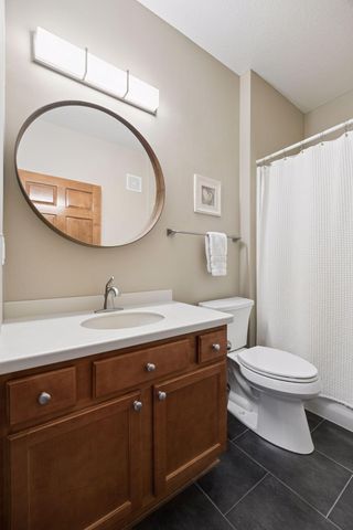 6701 Lake Shore Drive S 101, Richfield, MN 55423