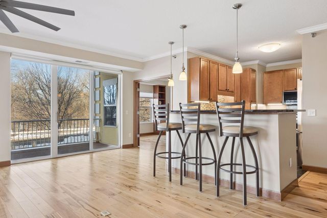 6701 Lake Shore Drive S 101, Richfield, MN 55423