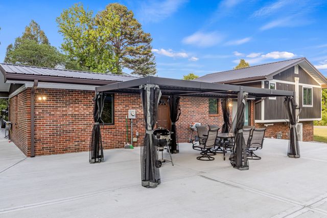 552 Dreamland Road, Spring City, TN 37381