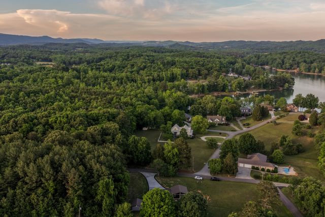 552 Dreamland Road, Spring City, TN 37381