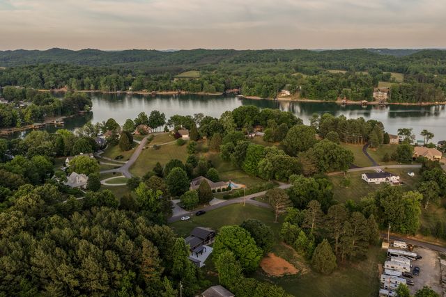 552 Dreamland Road, Spring City, TN 37381