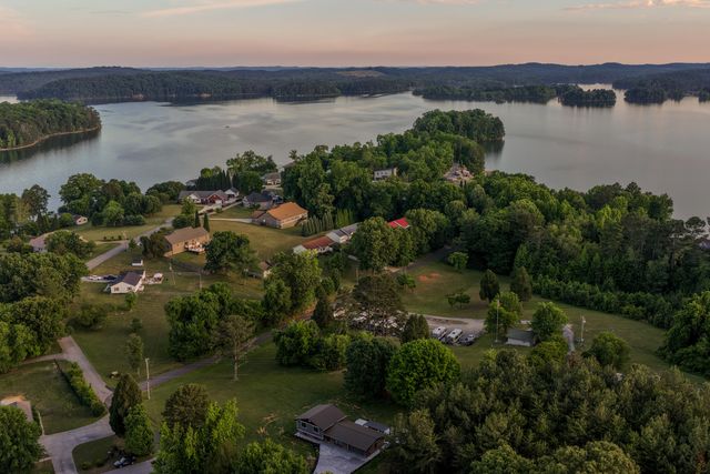552 Dreamland Road, Spring City, TN 37381