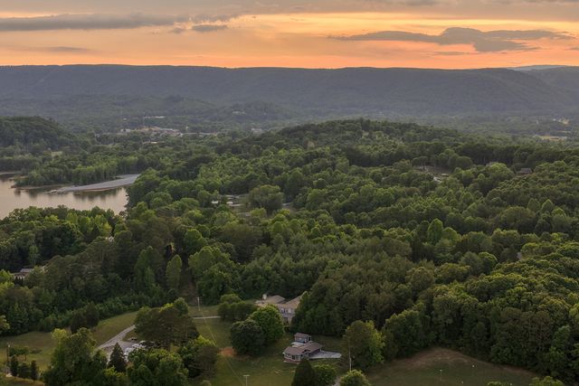 552 Dreamland Road, Spring City, TN 37381