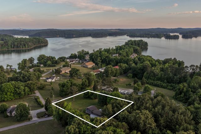 552 Dreamland Road, Spring City, TN 37381