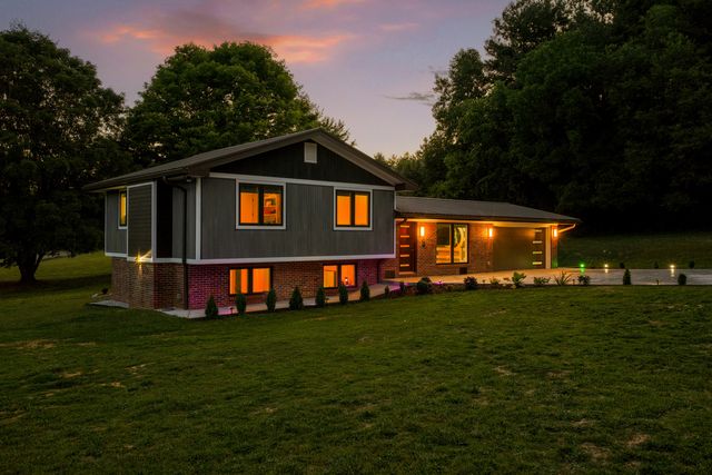 552 Dreamland Road, Spring City, TN 37381