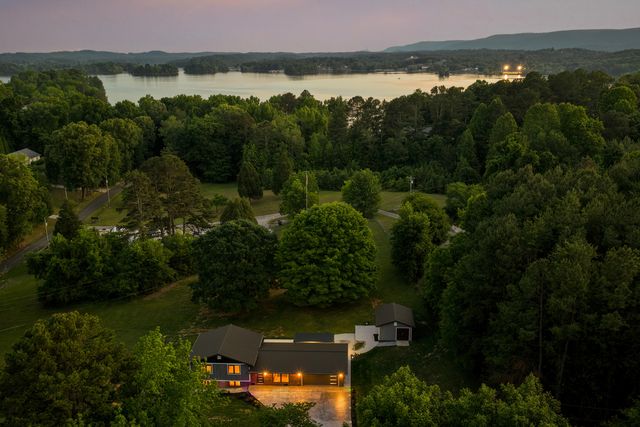 552 Dreamland Road, Spring City, TN 37381