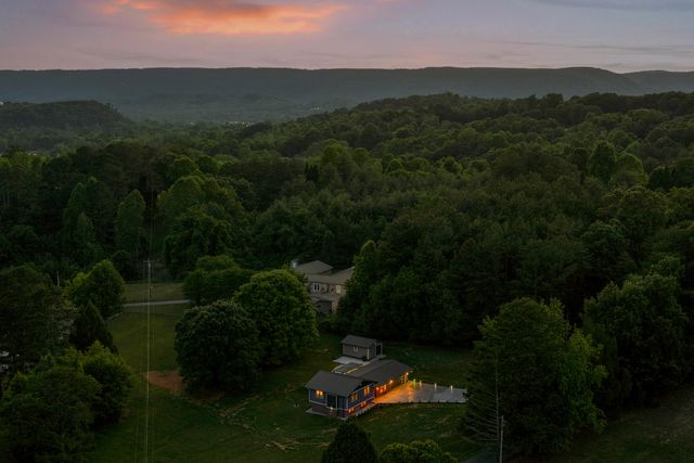 552 Dreamland Road, Spring City, TN 37381