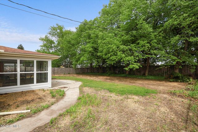 4336 Clarewood Drive, Toledo, OH 43623