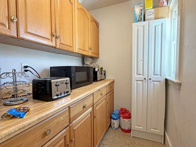 12-14 Nottingham St, Newton, MA 02459