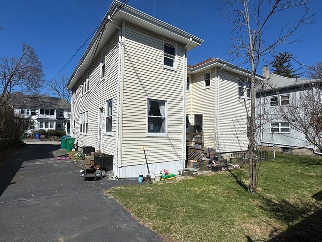 12-14 Nottingham St, Newton, MA 02459
