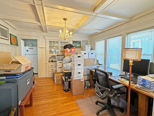 12-14 Nottingham St, Newton, MA 02459