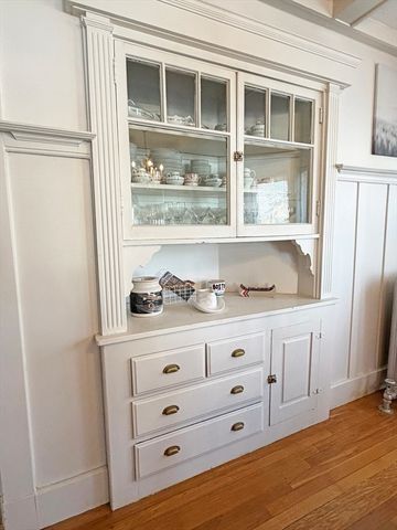 12-14 Nottingham St, Newton, MA 02459