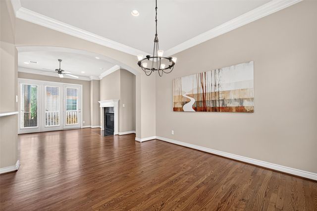 8810 Lakeshore Bend Drive, Houston, TX 77080
