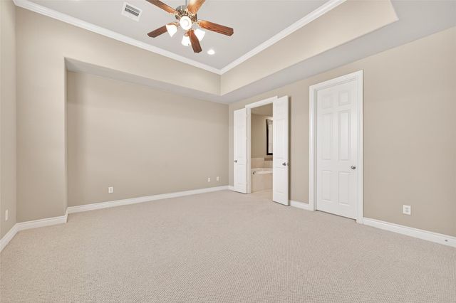 8810 Lakeshore Bend Drive, Houston, TX 77080