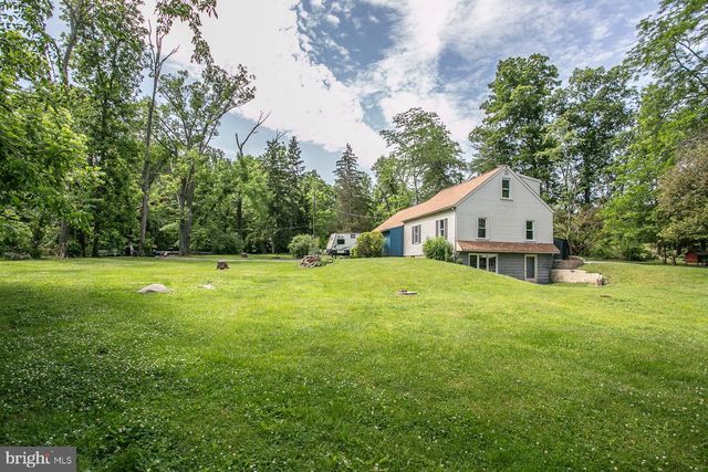 2160 CALIFORNIA RD, Richlandtown, PA 18955