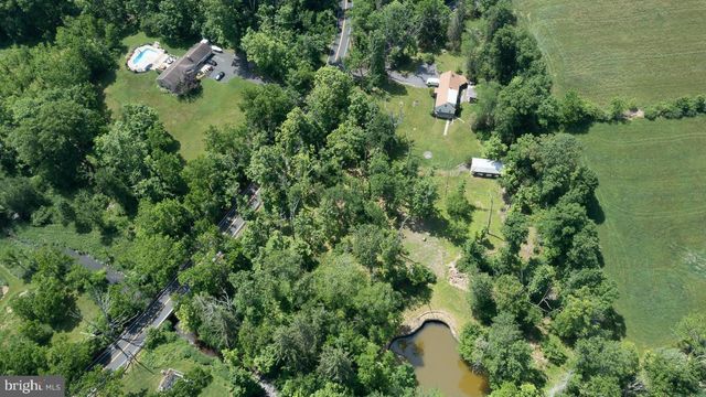 2160 CALIFORNIA RD, Richlandtown, PA 18955