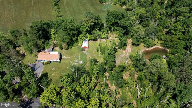 2160 CALIFORNIA RD, Richlandtown, PA 18955