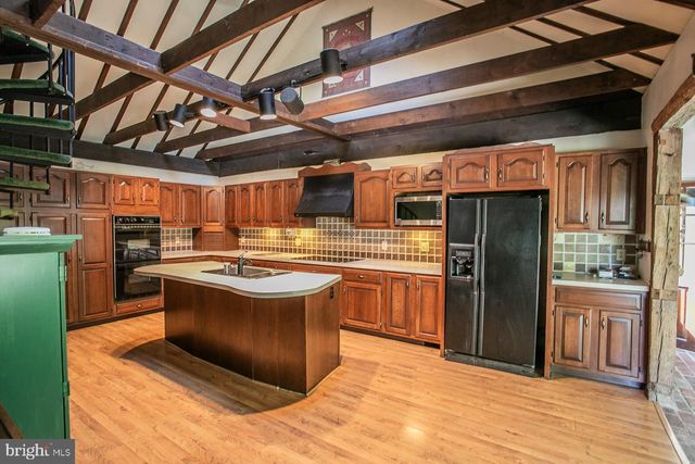 2160 CALIFORNIA RD, Richlandtown, PA 18955