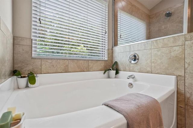 4275 Hunters Walk Way, Cumming, GA 30028