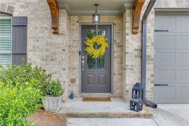 4275 Hunters Walk Way, Cumming, GA 30028