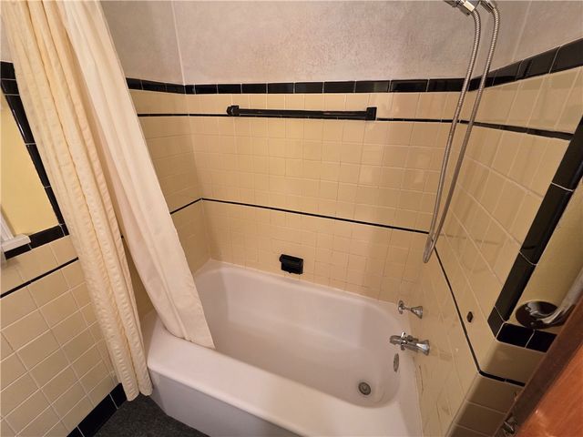 103 Lynette Drive, Greece, NY 14616