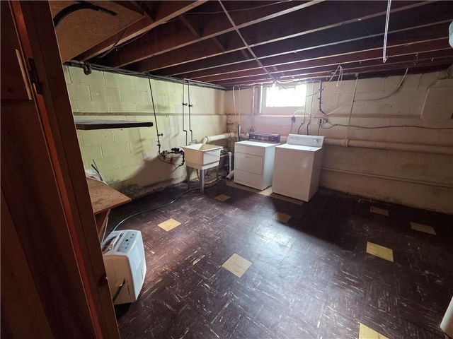 103 Lynette Drive, Greece, NY 14616