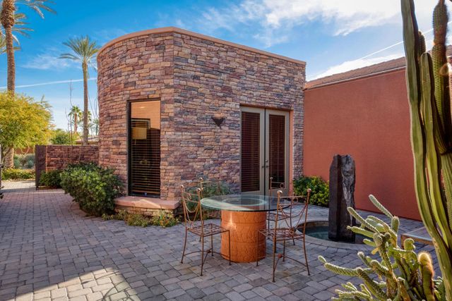 50055 Via Puente, La Quinta, CA 92253