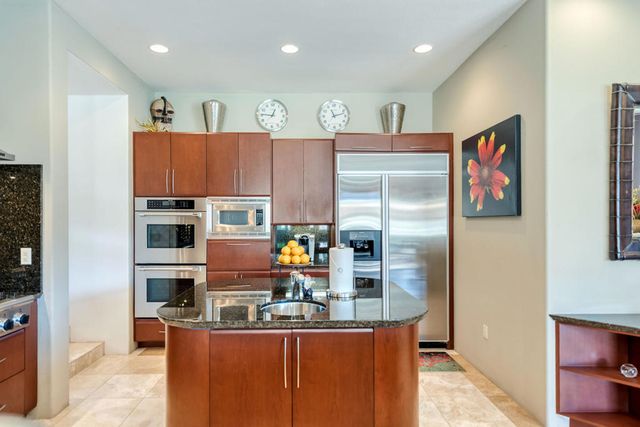 50055 Via Puente, La Quinta, CA 92253