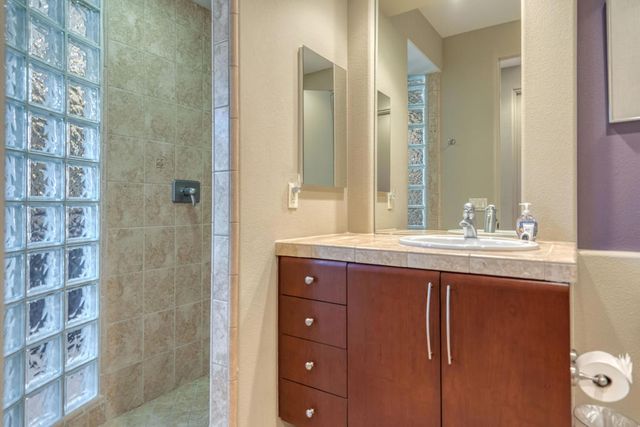 50055 Via Puente, La Quinta, CA 92253