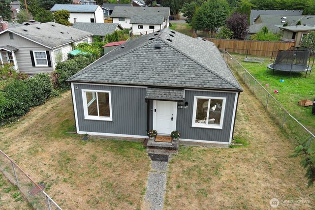 6611 Commercial Avenue #3, Everett, WA 98203