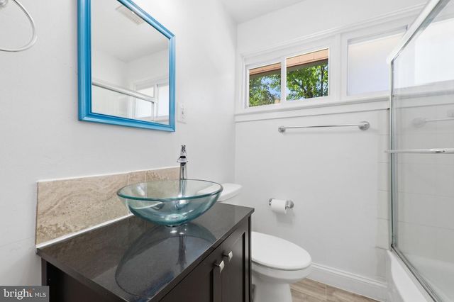 1118 ALLISON DR, Rockville, MD 20851
