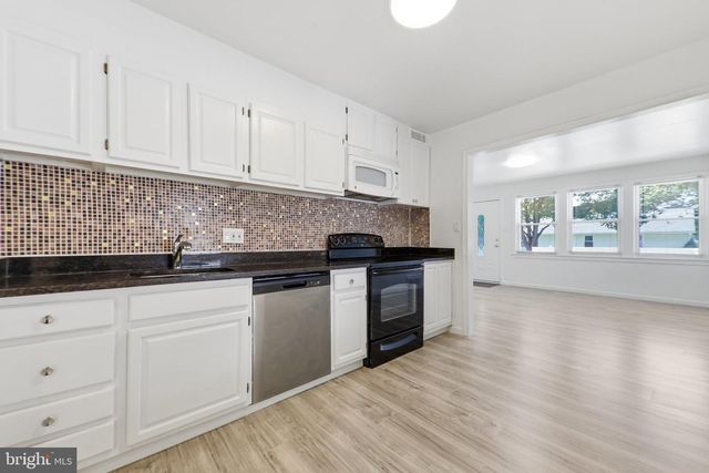1118 ALLISON DR, Rockville, MD 20851