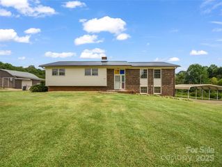 184 Spring Street, Ellenboro, NC 28040