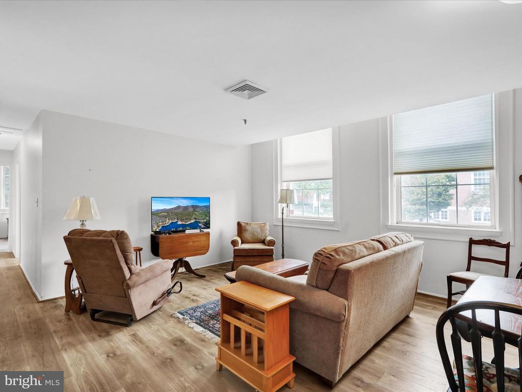917 COLUMBIA AVE #UNIT 221, Lancaster, PA 17603