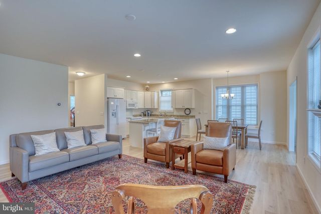 814 SUMMER BREEZE PATH, Cochranville, PA 19330